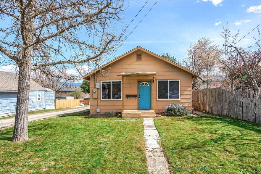 More Photos Of 128 S Mountain Ave, Ashland Apartments For Sale