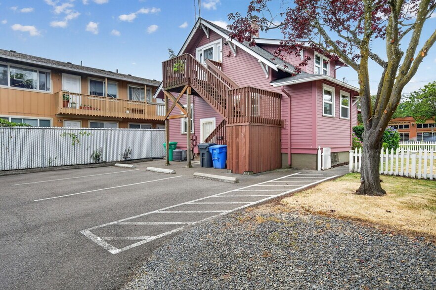 More Photos Of 8606 SE 17th Ave, Portland Office For Lease