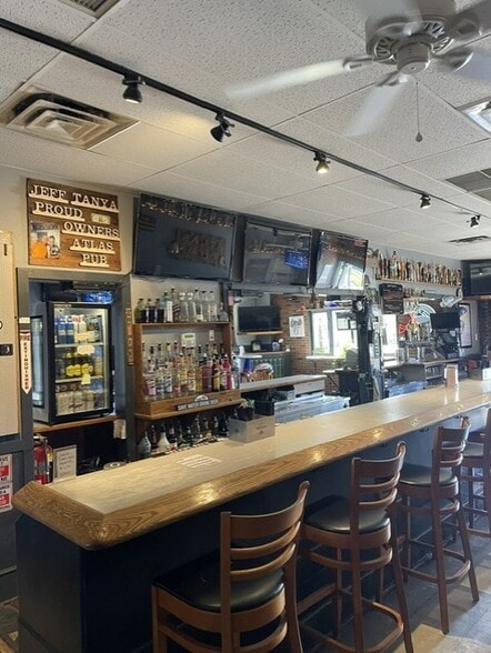 More Photos Of 300 Carew St, Chicopee Restaurant For Sale