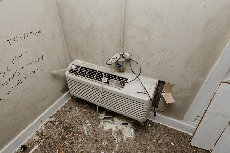 More Photos Of 123 E Madison Ave, Arkansas City Apartments For Sale