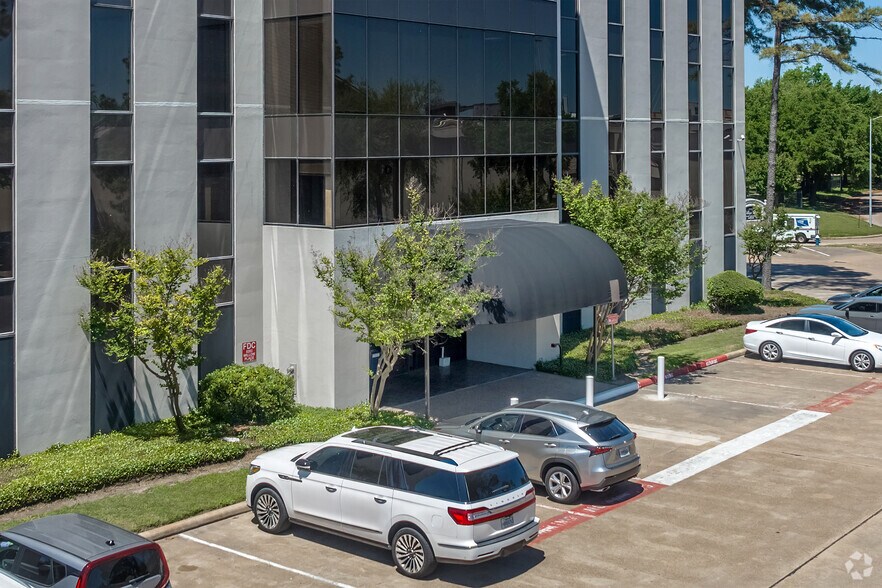 More Photos Of 8203 Willow Place Dr S, Houston Office For Lease