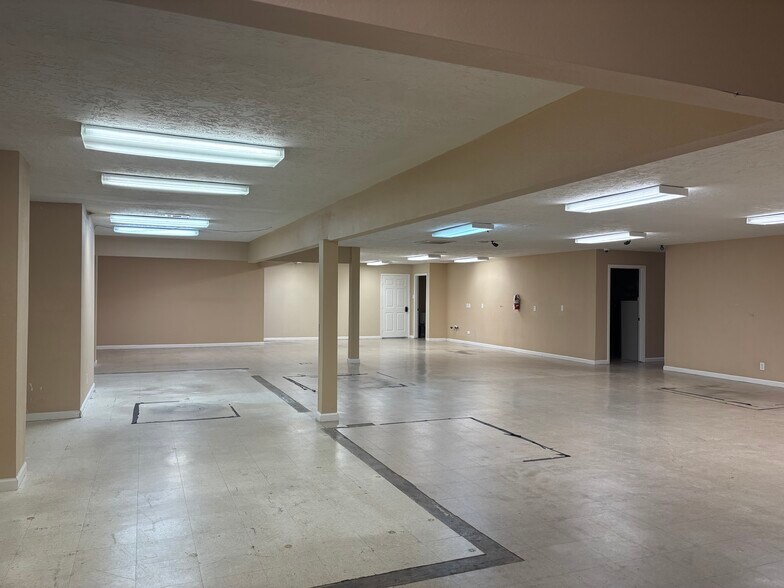 More Photos Of 4181 Magnolia St, Pearland Manufacturing For Lease