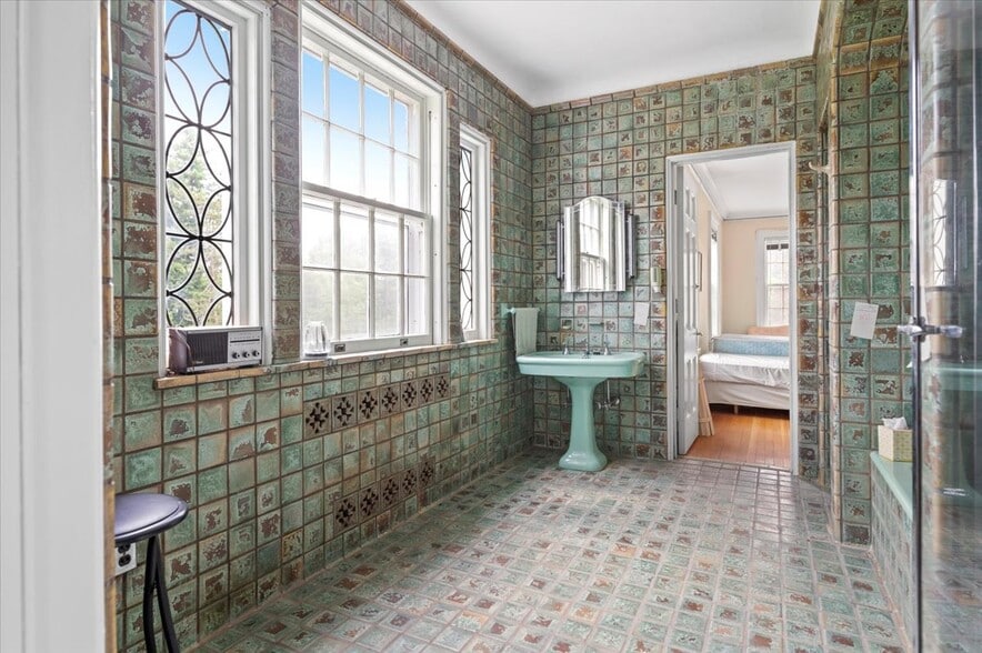 More Photos Of 2255 Ballston Ave, Saratoga Springs Restaurant For Sale