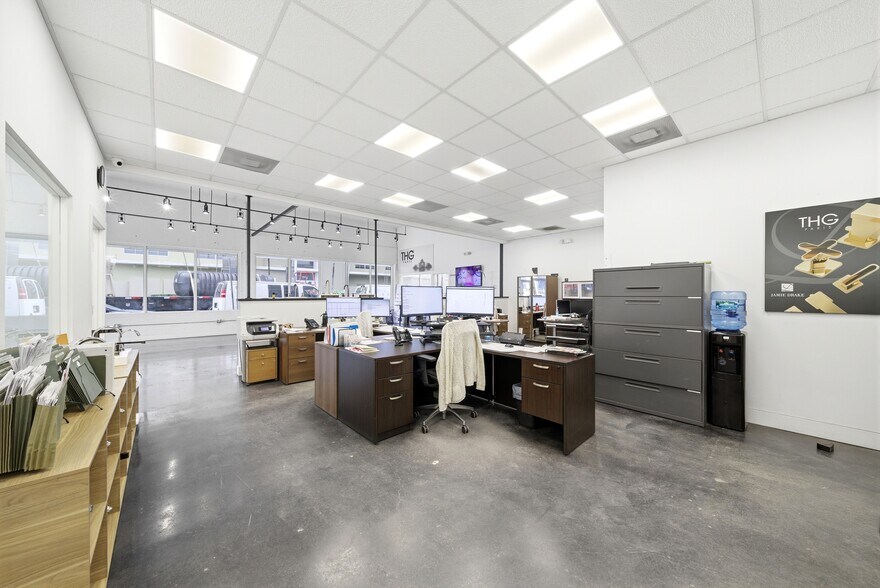 More Photos Of 441 NW 1st Ave, Fort Lauderdale Warehouse For Lease