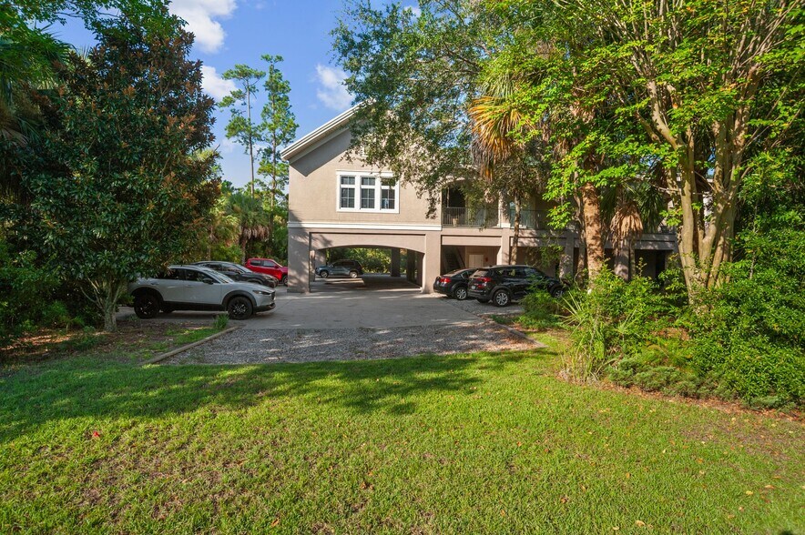 More Photos Of 1544 Fording Island Rd, Hilton Head Island Medical For Sale