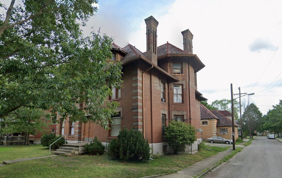 Primary Photo Of 1021 Bryden Rd, Columbus Apartments For Sale