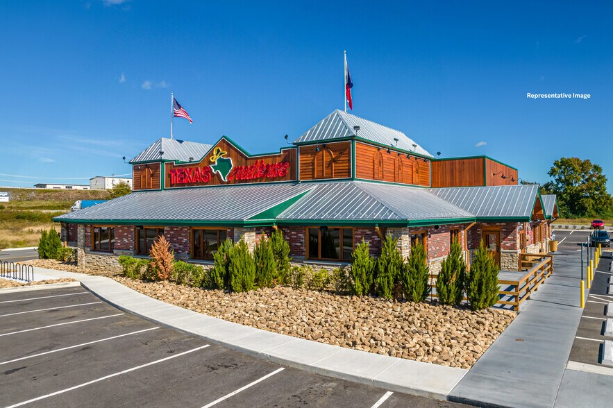 More Photos Of 568 S Bibb Ave, Eagle Pass Restaurant For Sale