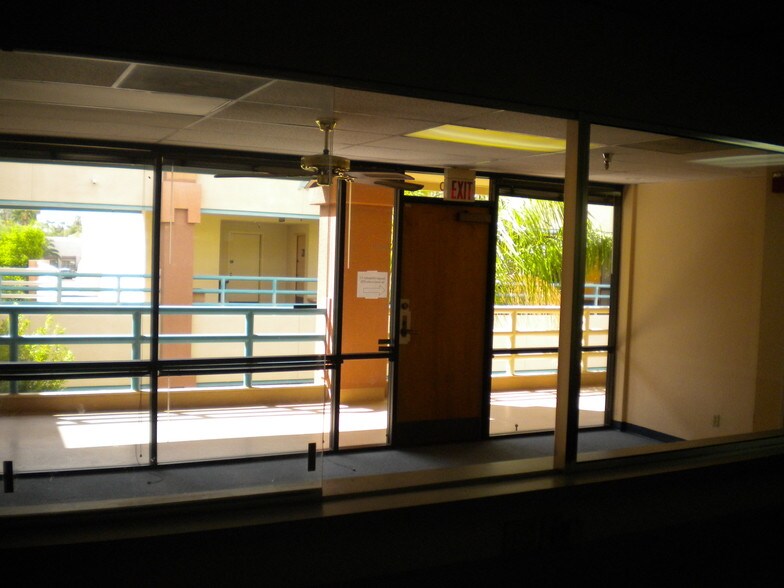 More Photos Of 16601 N 40th St, Phoenix Medical For Lease