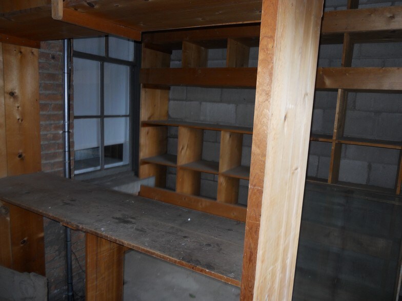 More Photos Of 115 S Main St, Vassar Office Residential For Lease