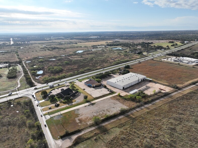 More Photos Of 1980 SW Wilshire Blvd, Burleson Warehouse For Sale