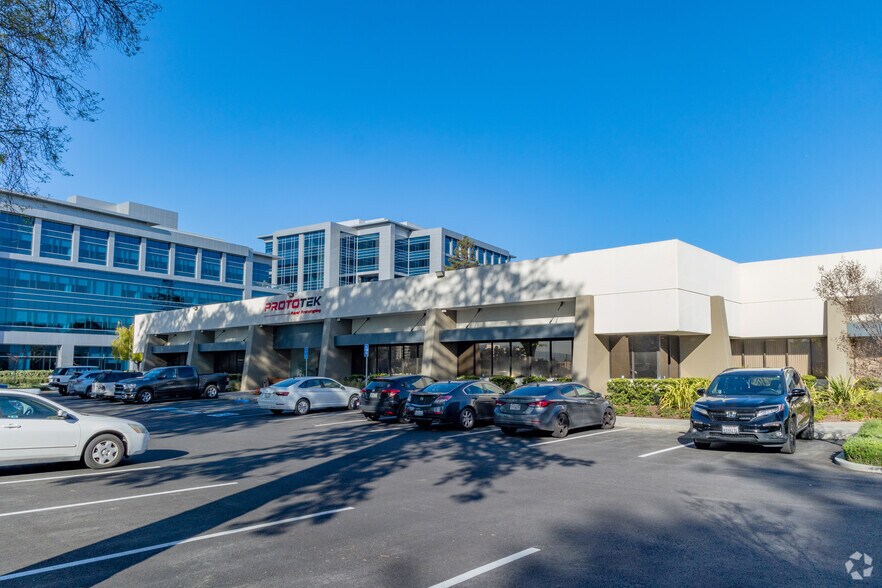 More Photos Of 215-217 Devcon Dr, San Jose Research And Development For Lease