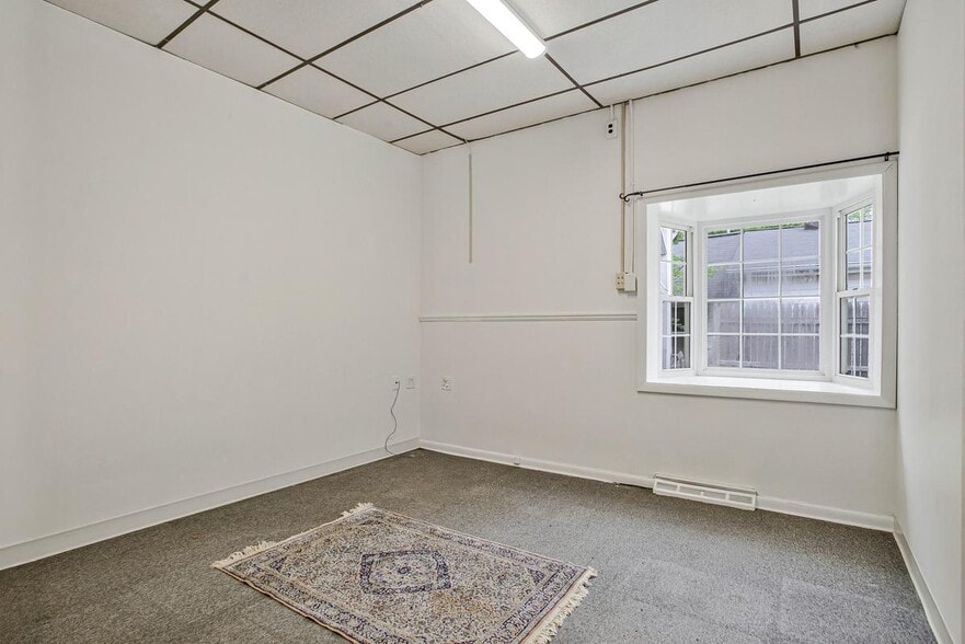 More Photos Of 6285 Shady Side Rd, Shady Side General Retail For Sale