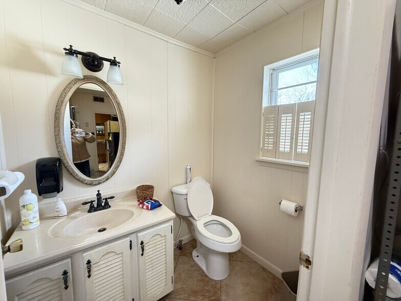 More Photos Of 12525 Old Highway 99, Seminole Warehouse For Sale