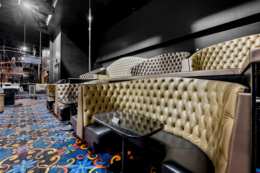 More Photos Of 21413 W 8 Mile Rd, Detroit Sports And Entertainment For Sale