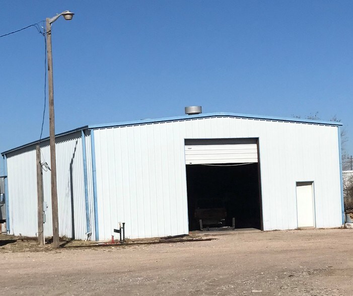 More Photos Of 1006 W County Road 114, Midland Industrial For Lease
