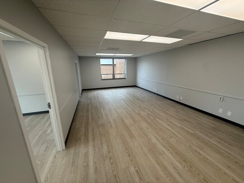 More Photos Of 3565 McCall Pl, Doraville Distribution For Lease