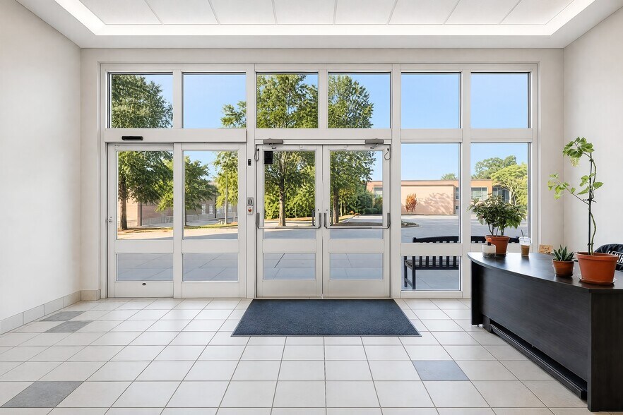 More Photos Of 3010 Farrow Rd, Columbia Medical For Lease