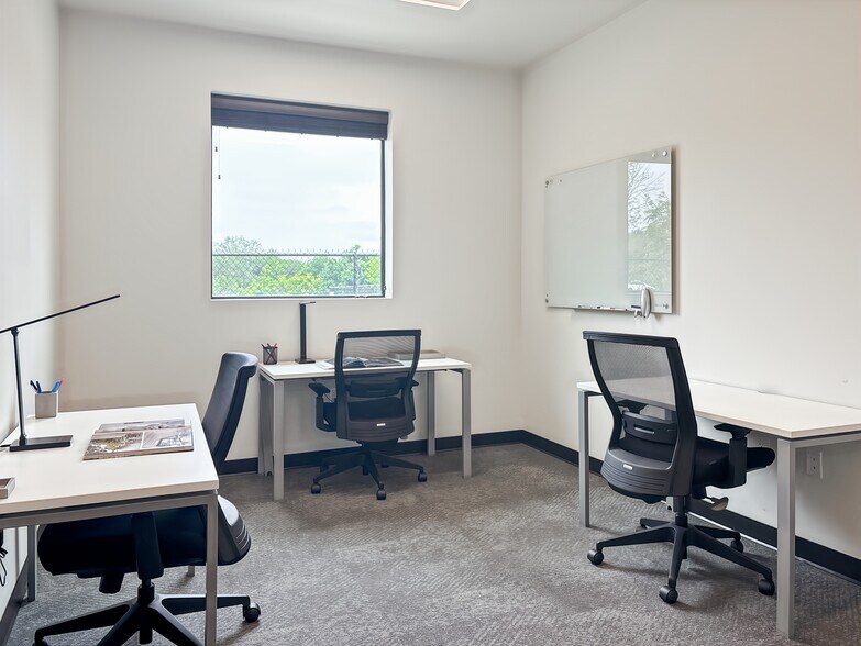 More Photos Of 13625 Ronald Reagan Blvd, Cedar Park Coworking Space