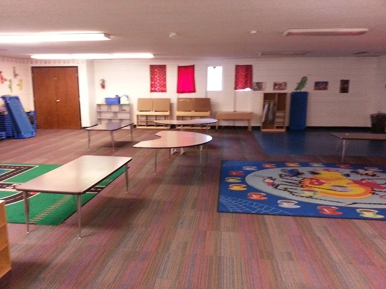 More Photos Of 5011 E 112th Ter, Kansas City Daycare Center For Sale