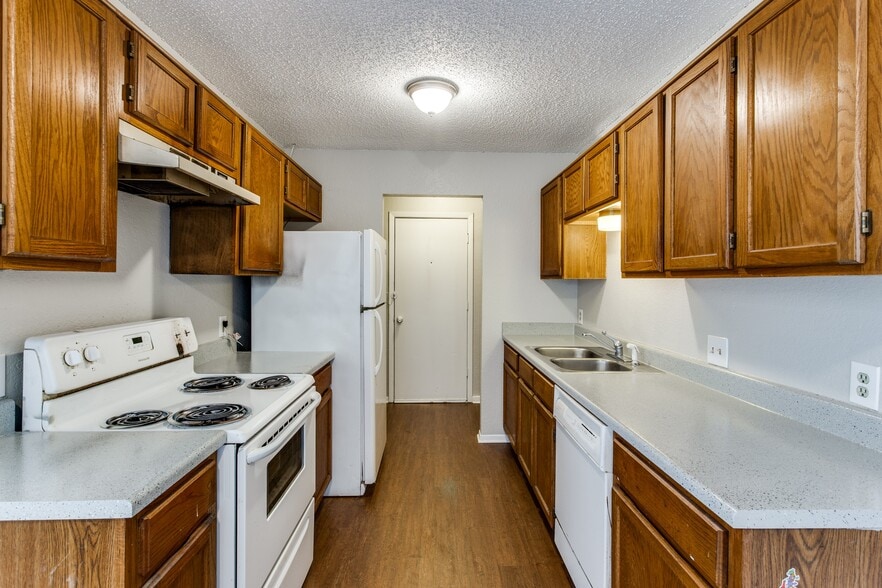 More Photos Of 3600 Hulen Park Cir, Fort Worth Multifamily For Sale