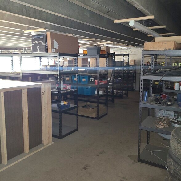 More Photos Of 1125 Crawford Av, Windsor Industrial For Sale