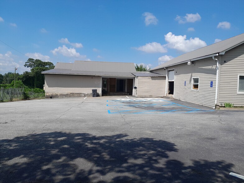 More Photos Of 9135 S Main St, Jonesboro Light Manufacturing For Sale