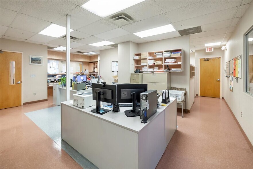 More Photos Of 333 Old Hook Rd, Westwood Medical For Sale