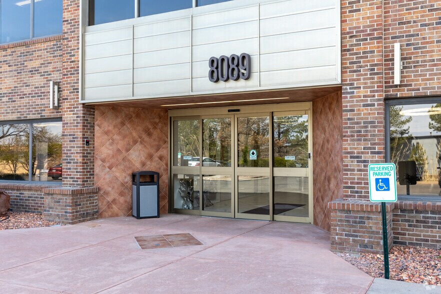 More Photos Of 8089 S Lincoln St, Littleton Medical For Lease