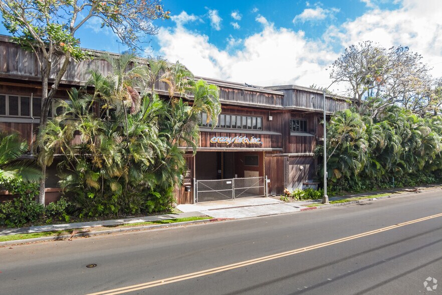 Primary Photo Of 99-969 Iwaena St, Aiea Freestanding For Sale