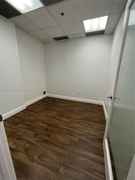 More Photos Of 12550 Biscayne Blvd, North Miami Medical For Sale