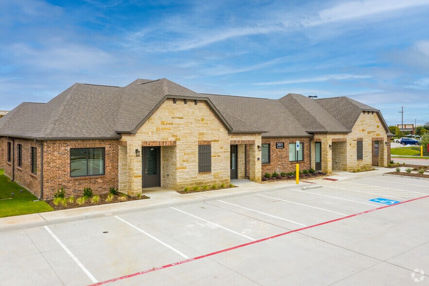Primary Photo Of 2601 Little Elm Pky, Little Elm Office For Sale