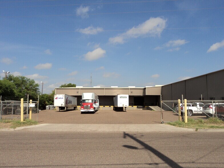 More Photos Of 9200 San Mateo Dr, Laredo Warehouse For Sale