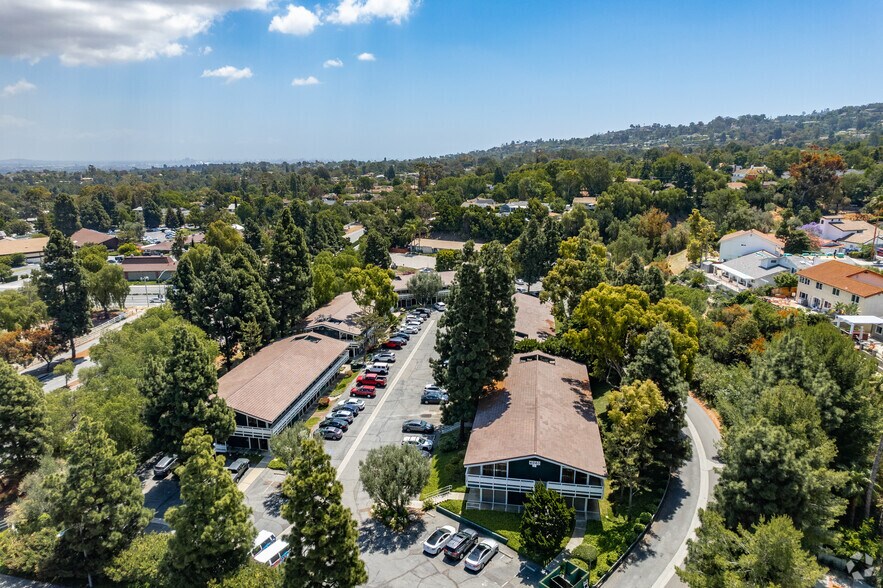 More Photos Of 4000 Palos Verdes Dr N, Rolling Hills Estates Unknown For Lease