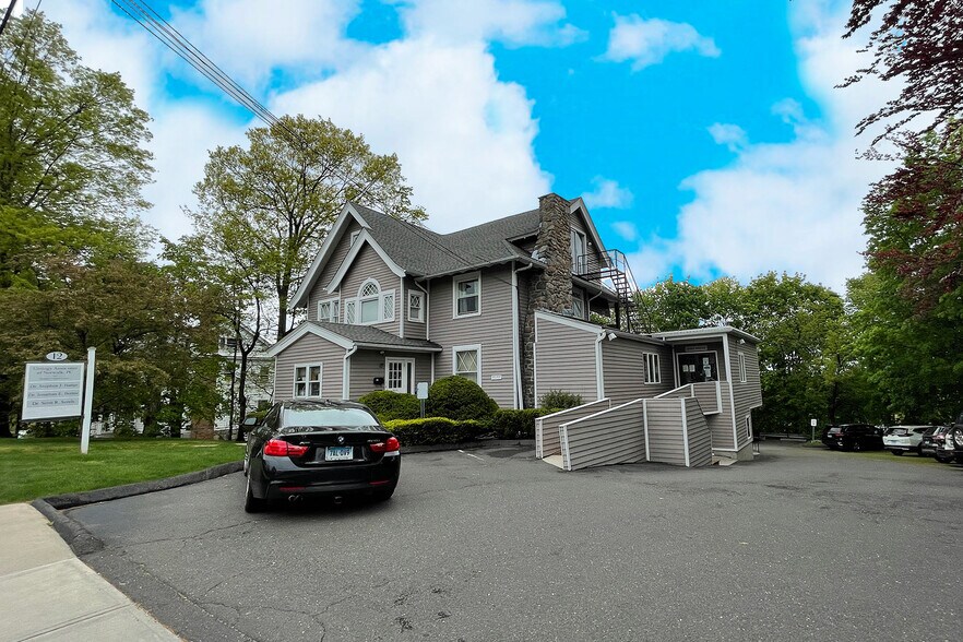 More Photos Of 12 Elmcrest Ter, Norwalk Office For Sale