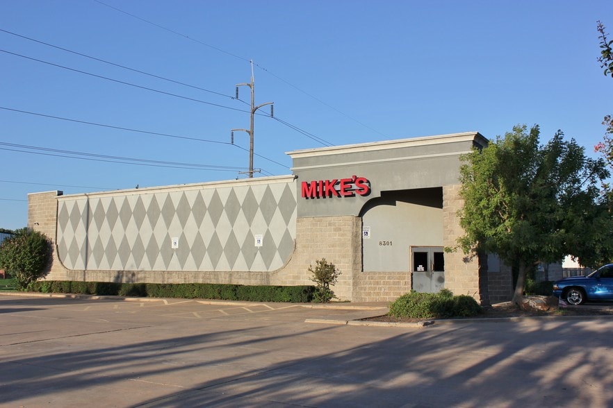 More Photos Of 8301 Glade Ave, Oklahoma City Restaurant For Lease