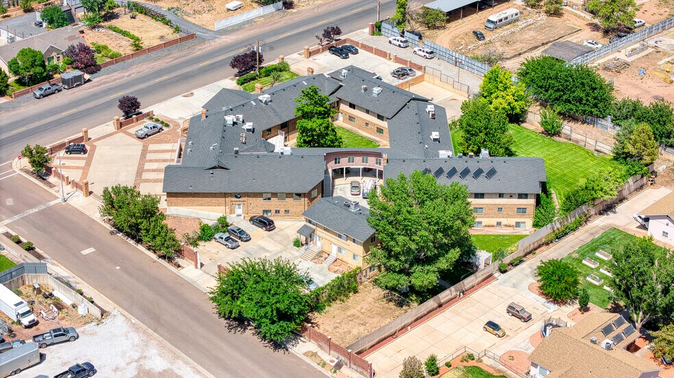 More Photos Of 985 W Utah Ave, Hildale Apartments For Sale