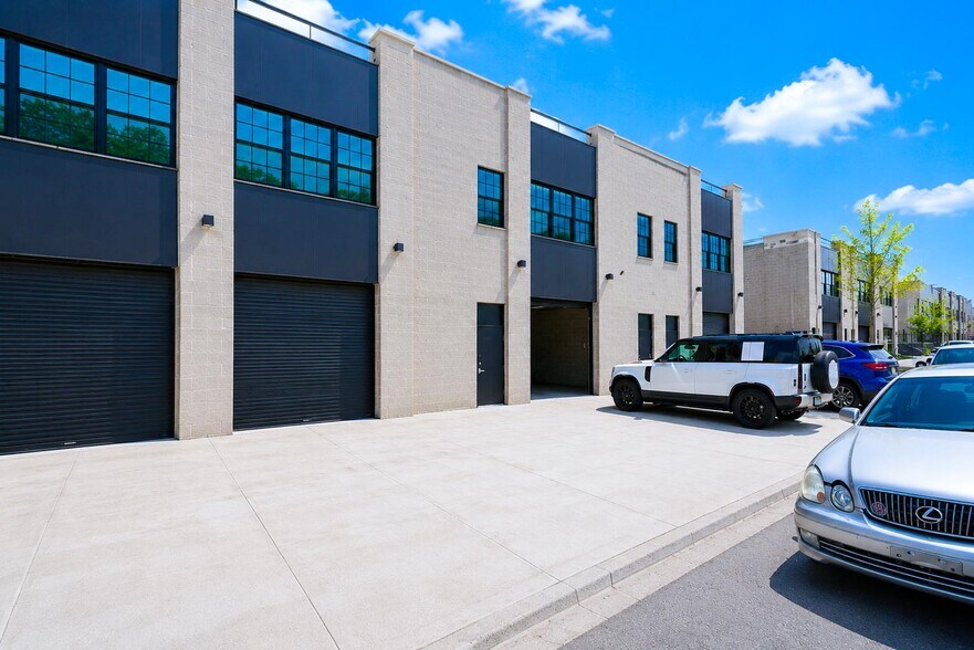 More Photos Of 4364A Victory Blvd, Staten Island Industrial For Sale
