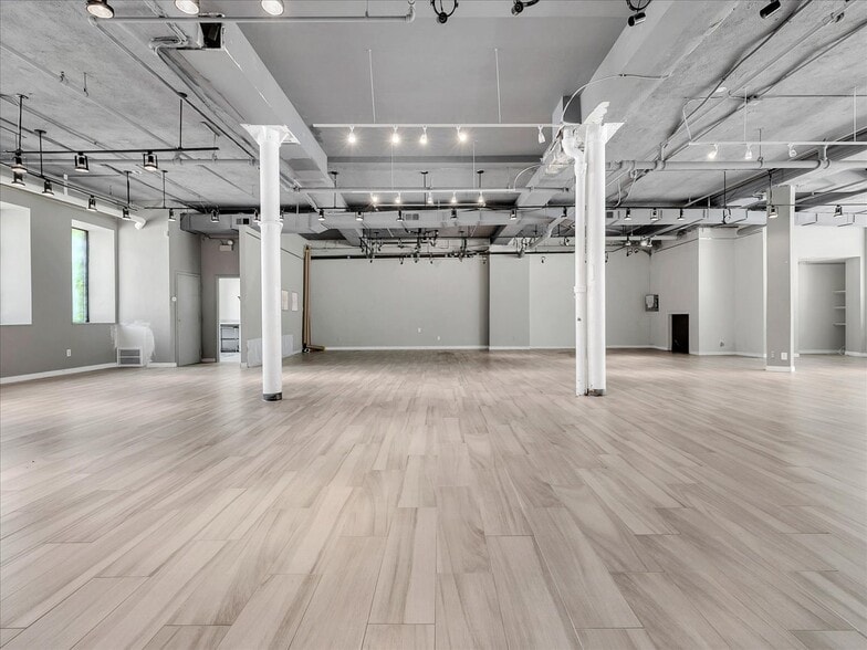 More Photos Of 81 Boylston St, Brookline Storefront For Sale