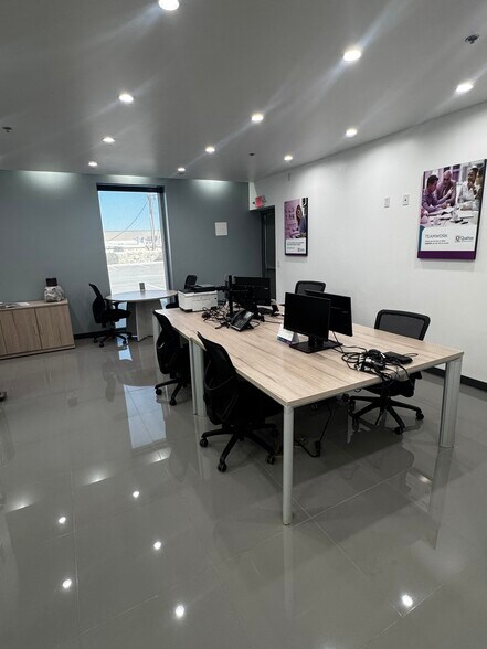 More Photos Of 11323 Rojas Dr, El Paso Warehouse For Lease