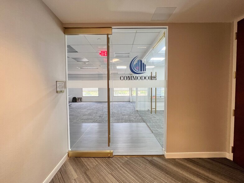 More Photos Of 800 S Douglas Rd, Coral Gables Office For Lease