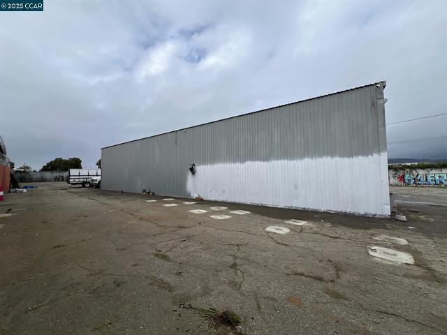 More Photos Of 1019 High St, Oakland Manufacturing For Lease