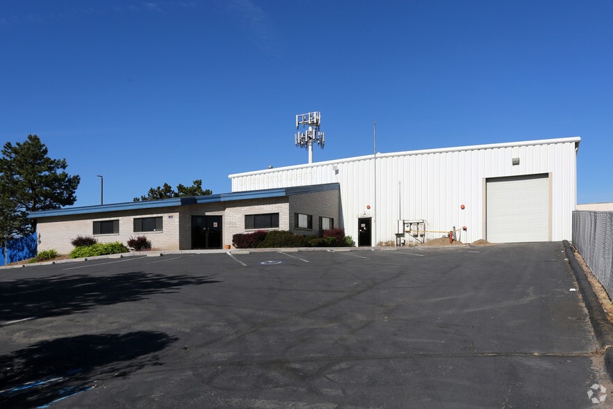 More Photos Of 901 Meredith Way, Sparks Manufacturing For Sale
