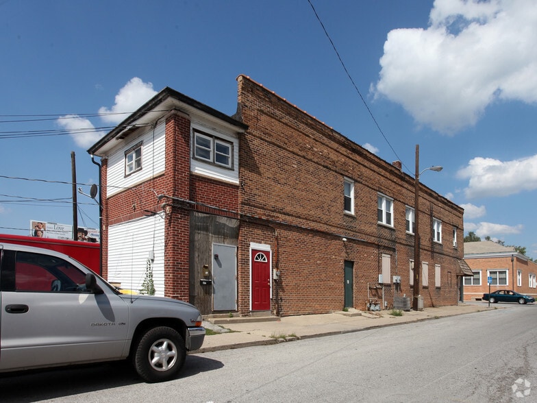 More Photos Of 201 Main St, Beech Grove Storefront Retail Residential For Sale