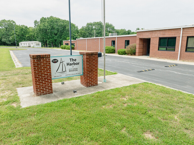 Primary Photo Of 12947 Highway Z, Warsaw Schools For Sale