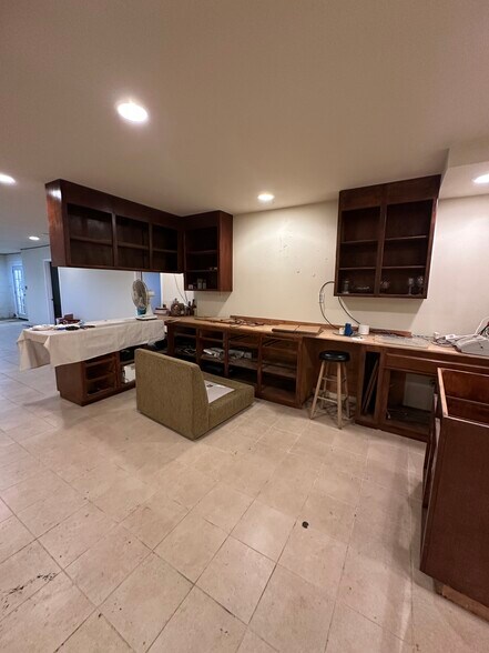 More Photos Of 6738 Greenbay Rd, Arbuckle Land For Lease