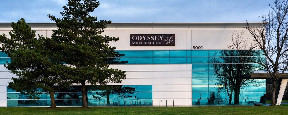 Primary Photo Of 5001 NW Nan Henriksen Way, Camas Office For Lease