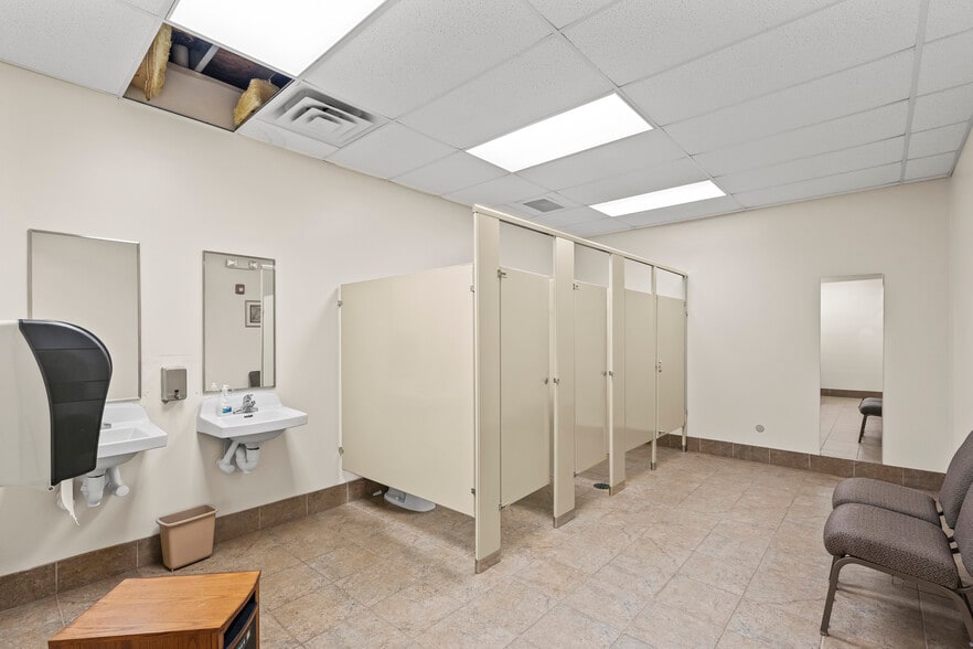 More Photos Of 4700 Isenhour Rd, Kannapolis Religious Facility For Sale