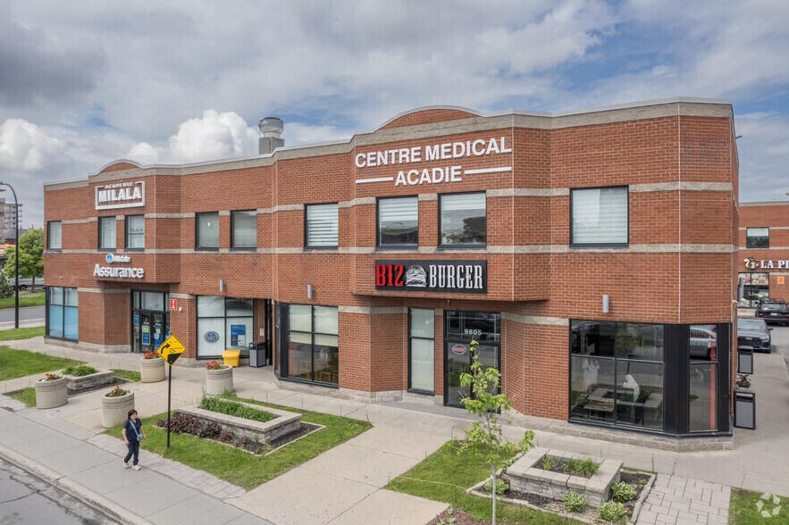 Primary Photo Of 9825 Boul De L'acadie, Montréal Unknown For Lease