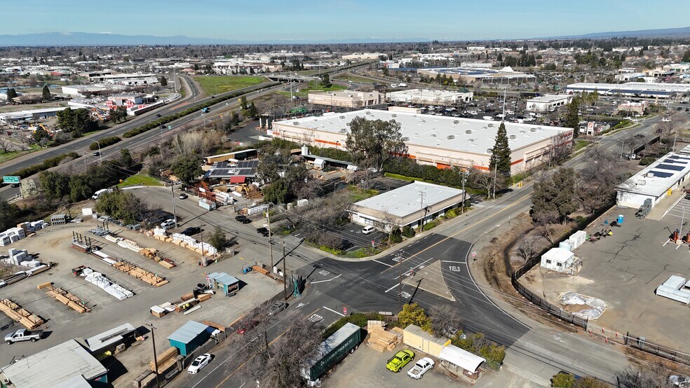 More Photos Of 2592 Notre Dame Blvd, Chico Office For Lease