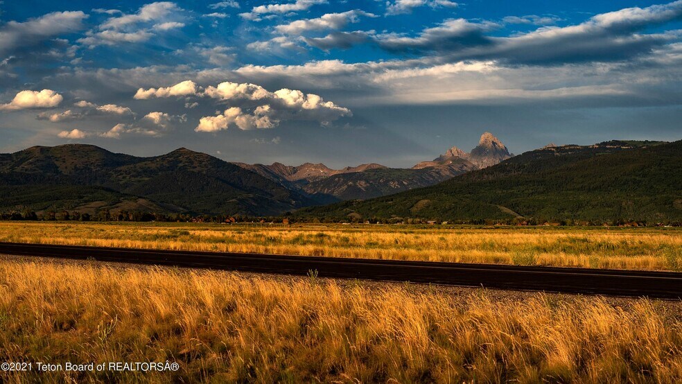 More Photos Of 250 E 1750 N, Driggs Land For Sale